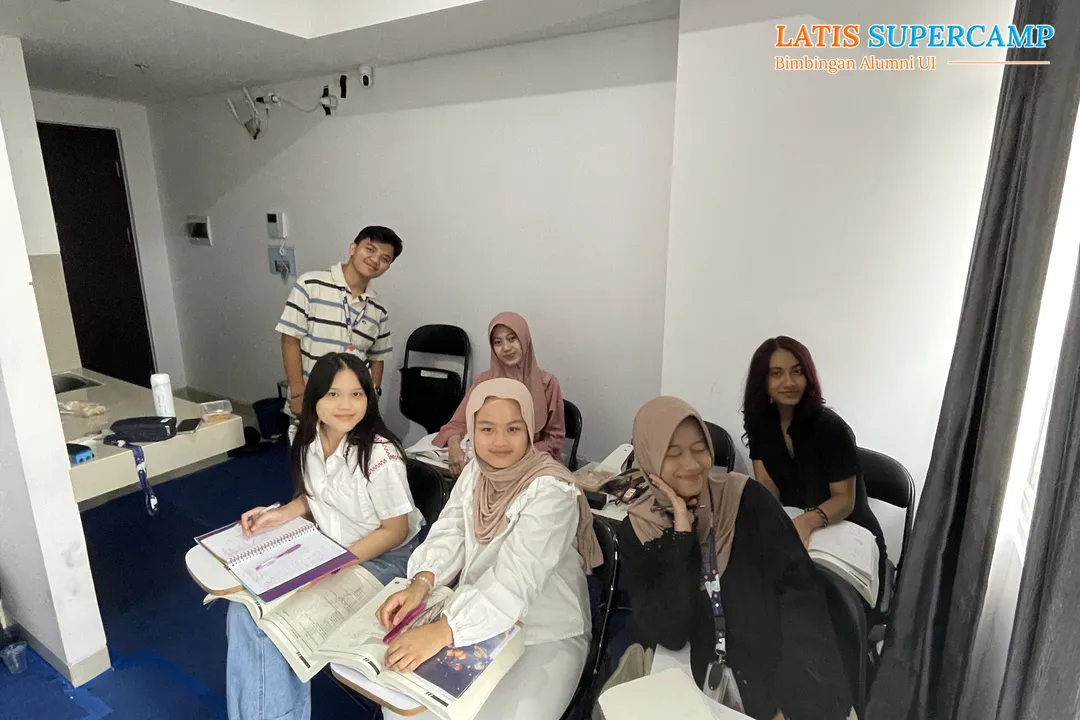 gambar galeri kegiatan bimbel UTBK SNBT karantina latis supercamp