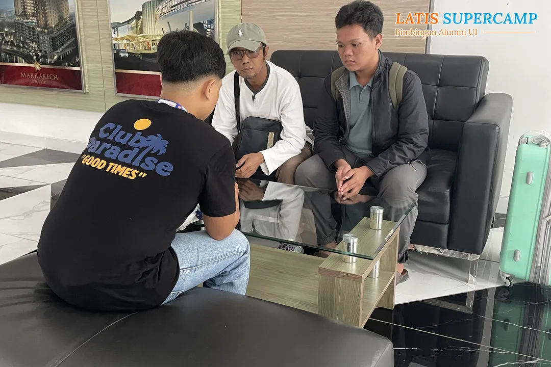 gambar galeri kegiatan bimbel UTBK SNBT karantina latis supercamp