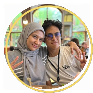 ibu Titan (Muhamad Attiya Zain Assachroni) - Lolos Sastra Inggris UNPAD, Ilmu Administrasi Fiskal UI